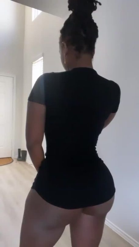 thebootycam:​l0yal_trini