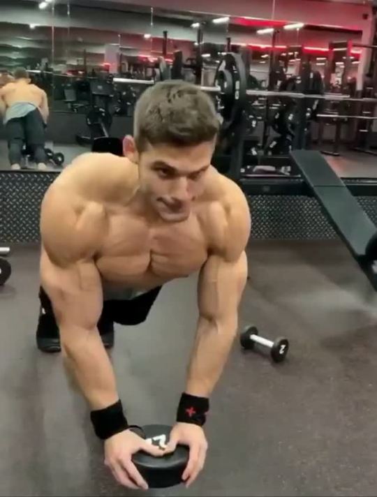bdsmfratsmuscles:god-tier-genes:Ivan IvanovHe is a fucking hot Alpha Muscle God!