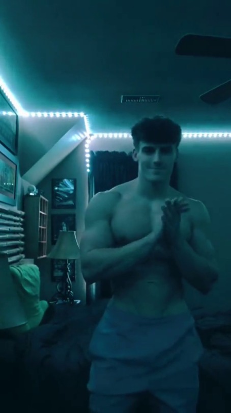 the kind of fuckboy shit that gets your bitch wet every time