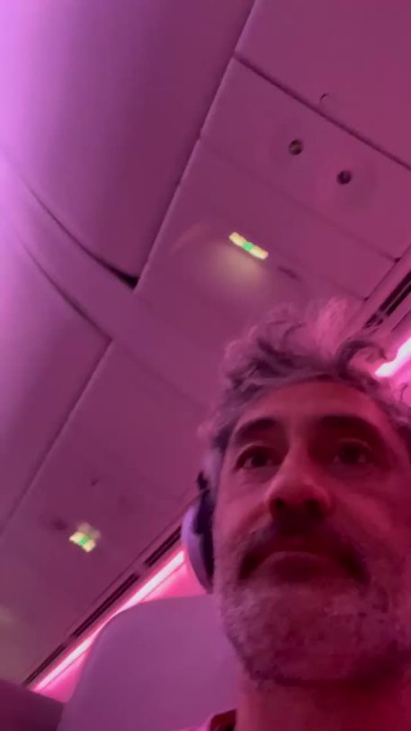 ofmdaily:this just in: award winning filmmaker taika waititi ships sam and frodo