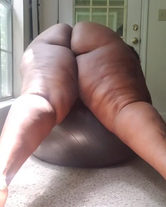 bigafricanguy: