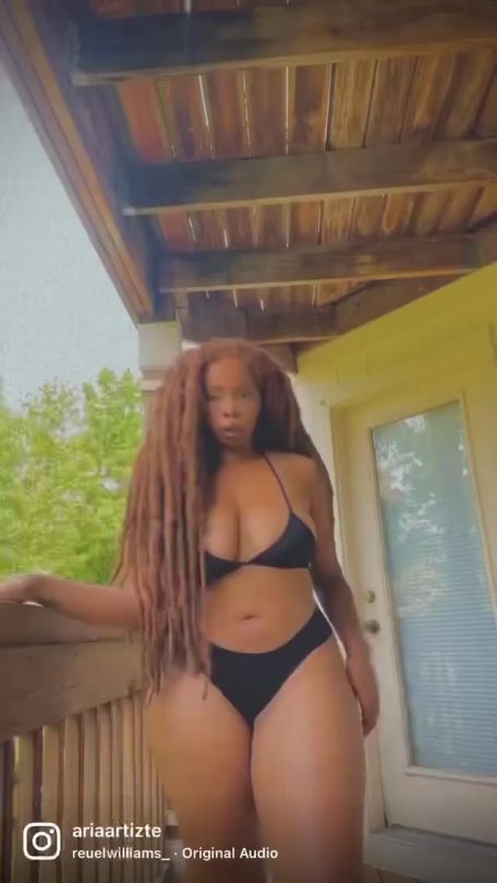 melaninthickery::Follow/Like/Reblog @melaninthickery 