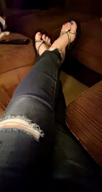 acurvypixie:Oldie, but goodie 💙