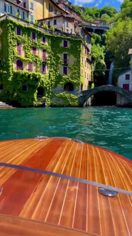 fluffygif:  Set along Lake Como, Nesso  