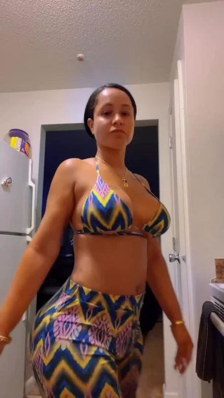 pics-vids: