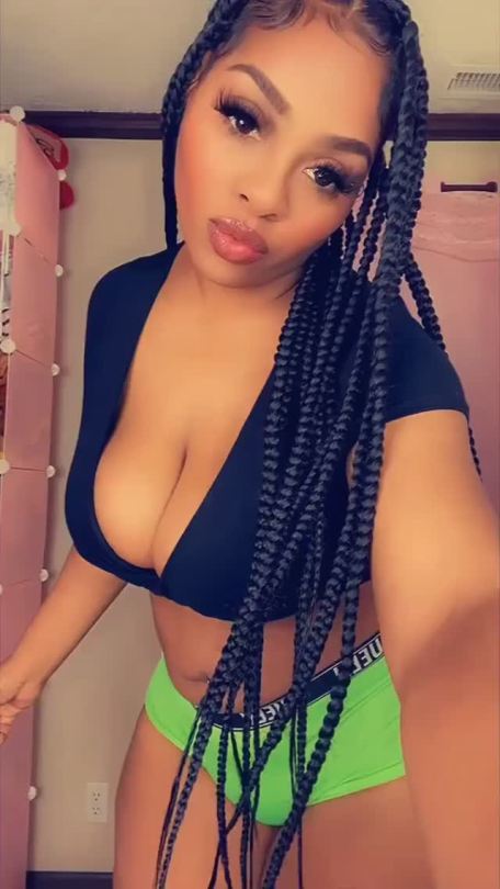 bootyful75:iluvjuicybooty:MASTERPIECE!! 👑🍑😳😋🥰🤤🤯🤦🏾❤️❤️❤️