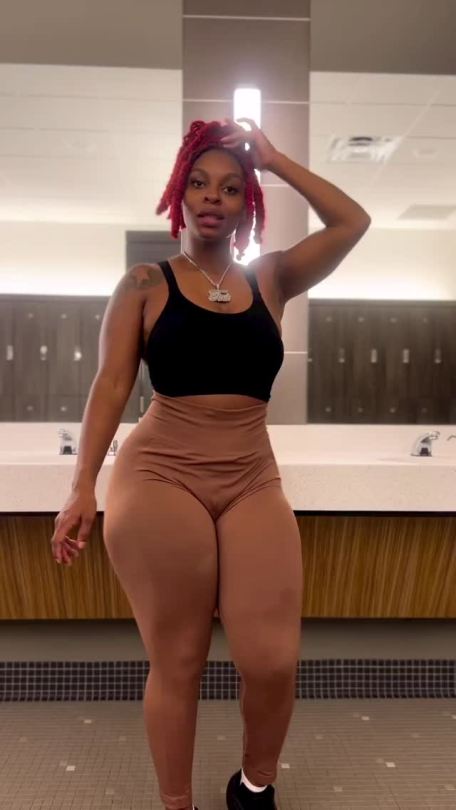 jamaicanrick75:pics-vids:😍😍🍆