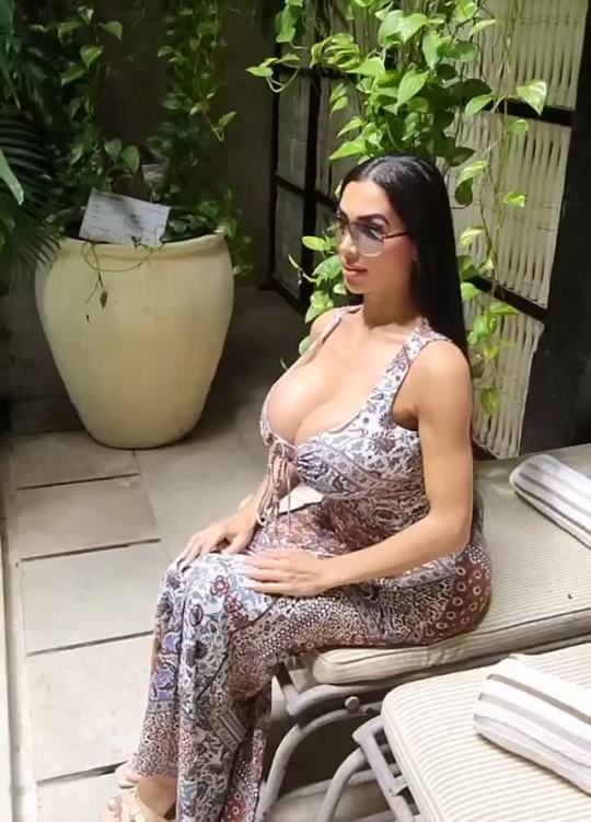 bimbosandsilicone:
