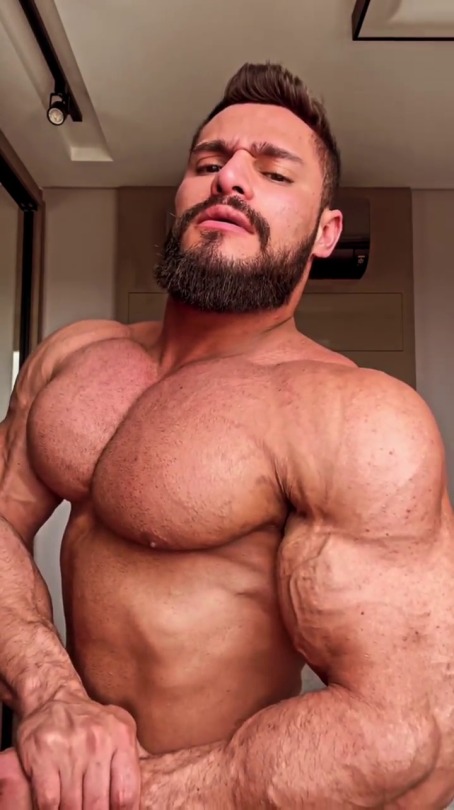 intopower:    Rodrigo Cavalcanti. IG: @rodrigocavalcanti06 porn pictures