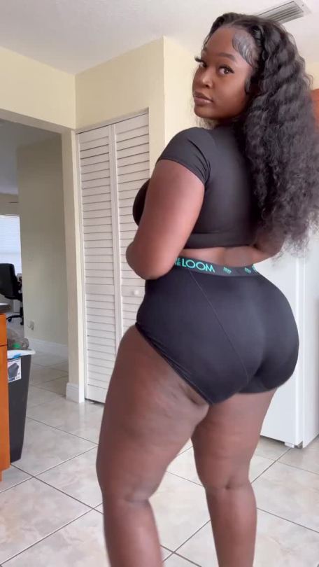 the-melanin-files: Sexy ass 