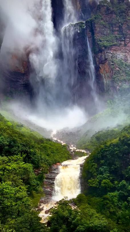 cristalplanetheart:Angel falls, Venezuela 