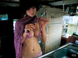 kuzira8:  reretlet:  a2onaka:  cantiknya:  sexual:  dewfalse:  tagkaz:  discaholixxx: maki09.jpg    (via hizm-deactivated20120128)