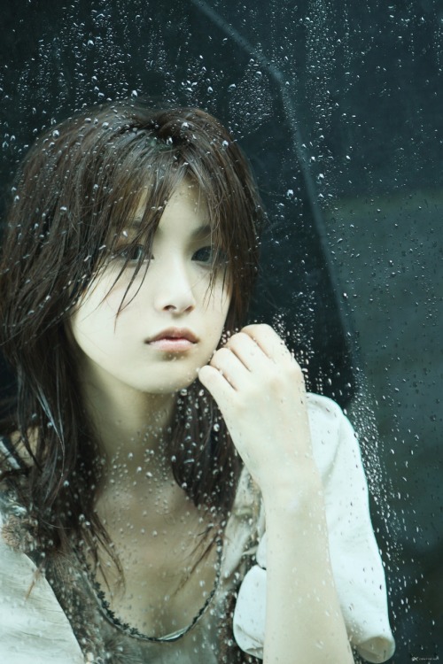 lautomatespirituel:  abcbabcba:  frenchmilk:a-girl:原南海子 (via nomore-a-girl)