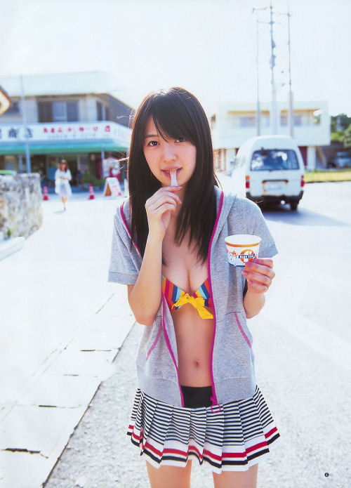 kagurazakaundergroundresistance:  a-girl:  逢沢りな  (via a-girlss)